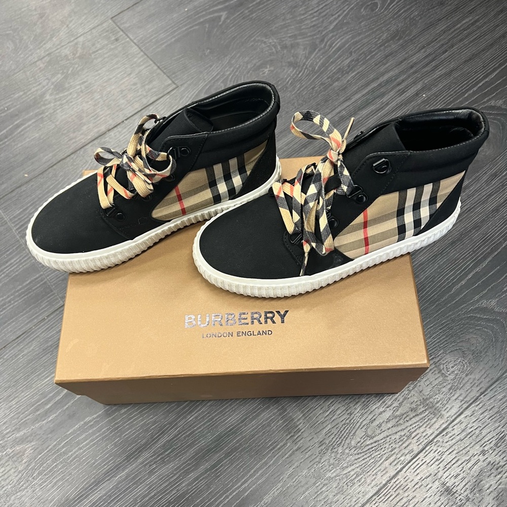 Burberry Kids Emmett Check High Top Sneakers Black and Beige Sz 34 - Picture 9 of 9
